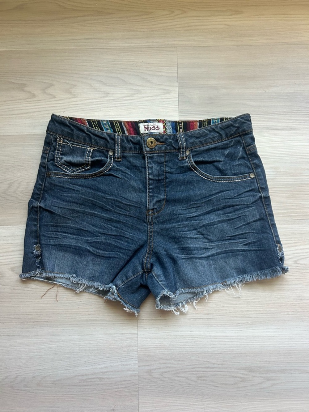 Juniors Mudd Y2K Dark Wash Cut-Off Denim Shorts - Size 11